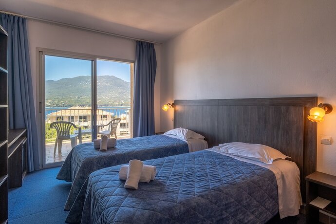 Imagen de la habitación del H&ocirc;tel Hibiscus, Propriano. Foto 13