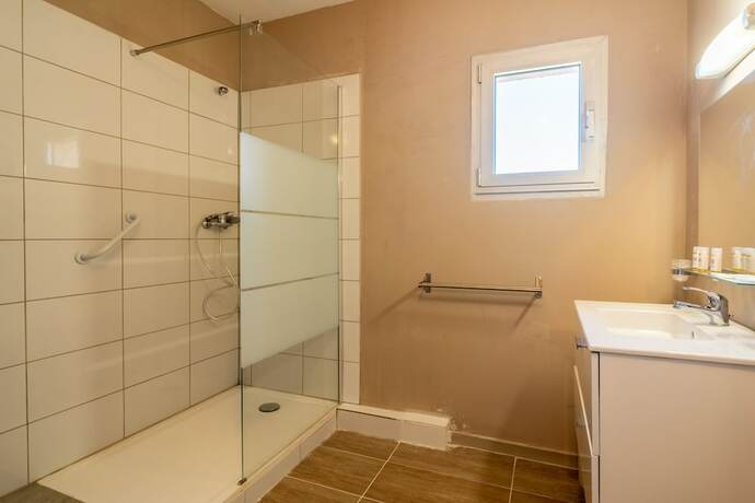Imagen de la habitación del H&ocirc;tel Hibiscus, Propriano. Foto 15