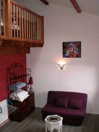 Imagen de la habitación del H&ocirc;tel Ilargi. Foto 15