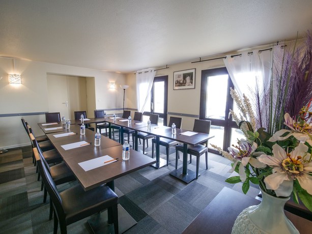 Imagen de los interiores del Hôtel Inn Design Chartres Resto Novo. Foto 17