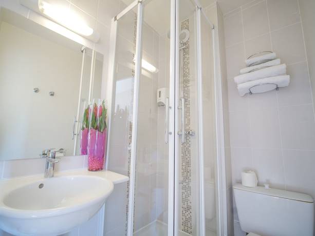 Imagen de la habitación del Hôtel Inn Design Chartres Resto Novo. Foto 5