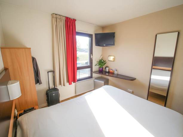 Imagen de la habitación del Hôtel Inn Design Chartres Resto Novo. Foto 14