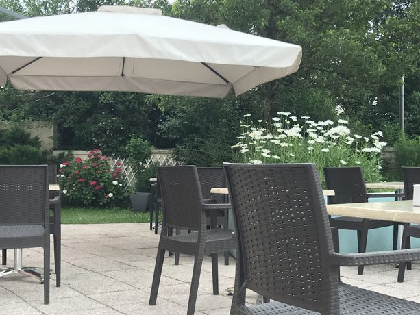 Imagen de los exteriores del H&ocirc;tel JurJura. Foto 15