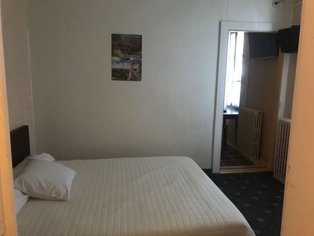 Imagen de la habitación del H&ocirc;tel JurJura. Foto 10