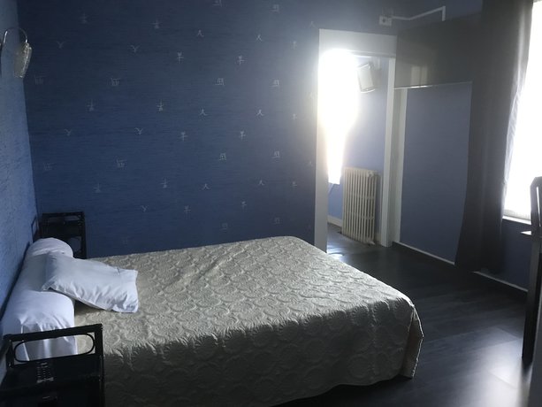 Imagen de la habitación del H&ocirc;tel JurJura. Foto 12