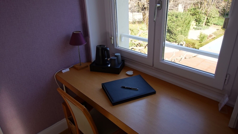 Imagen de la habitación del H&ocirc;tel L\'Or&eacute;e du Parc. Foto 3