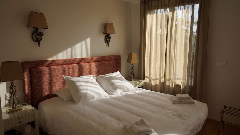 Imagen de la habitación del H&ocirc;tel L\'Or&eacute;e du Parc. Foto 4