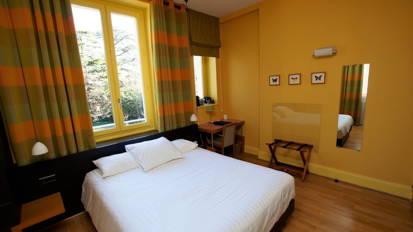 Imagen de la habitación del H&ocirc;tel L\'Or&eacute;e du Parc. Foto 9