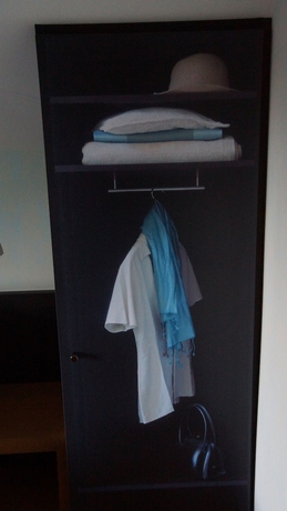 Imagen de la habitación del H&ocirc;tel L\'Or&eacute;e du Parc. Foto 12