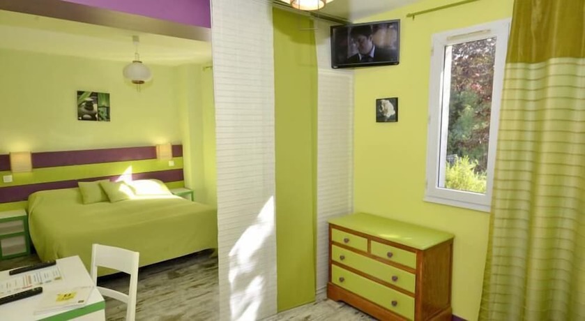Imagen de la habitación del H&ocirc;tel La Belle Etape. Foto 18