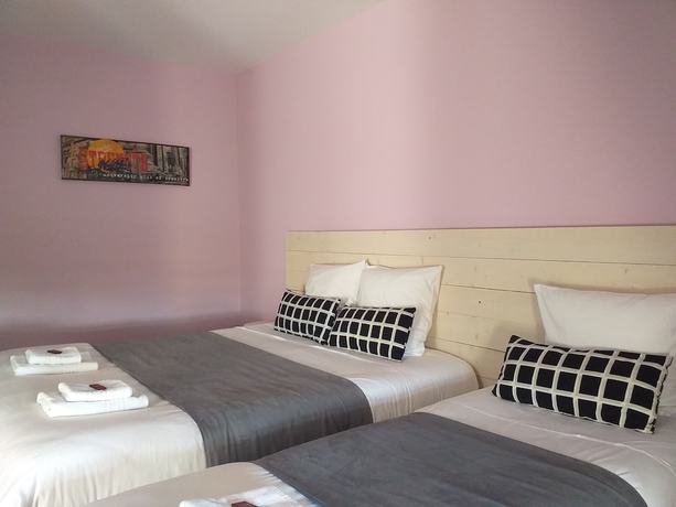 Imagen de la habitación del H&ocirc;tel La Couronne. Foto 15