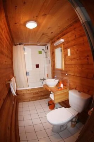 Imagen de la habitación del H&ocirc;tel La Marmotte. Foto 5