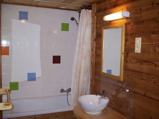 Imagen de la habitación del H&ocirc;tel La Marmotte. Foto 20