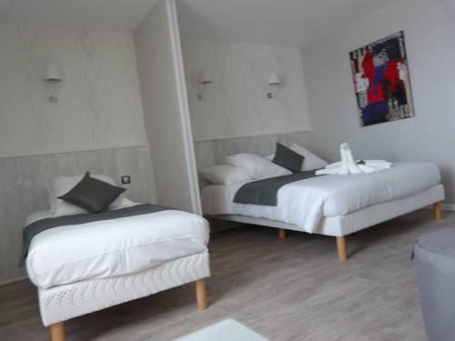 Imagen de la habitación del H&ocirc;tel La Palmeraie, Benouville. Foto 8