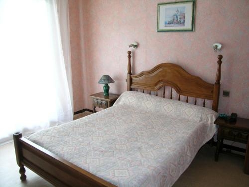 Imagen de la habitación del Hôtel La Pergola. Foto 7