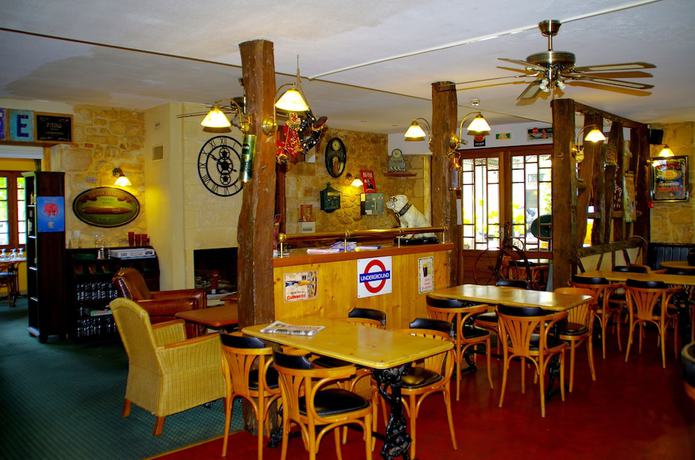 Imagen del bar/restaurante del H&ocirc;tel La Promenade. Foto 2
