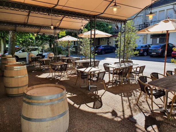 Imagen del bar/restaurante del H&ocirc;tel La Promenade. Foto 3