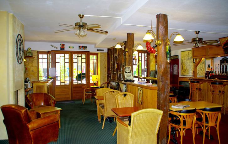 Imagen del bar/restaurante del H&ocirc;tel La Promenade. Foto 4