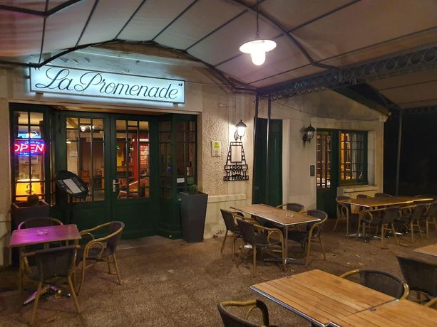 Imagen del bar/restaurante del H&ocirc;tel La Promenade. Foto 5