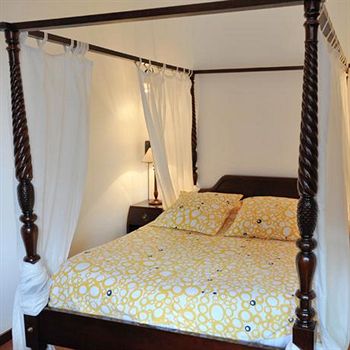 Imagen de la habitación del Hôtel La Résidence Manoir De La Salamandre. Foto 4