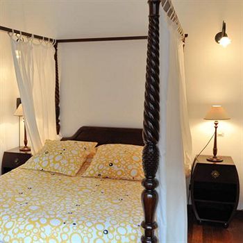 Imagen de la habitación del Hôtel La Résidence Manoir De La Salamandre. Foto 5