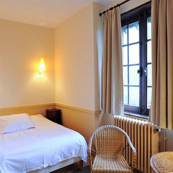 Imagen de la habitación del Hôtel La Résidence Manoir De La Salamandre. Foto 6