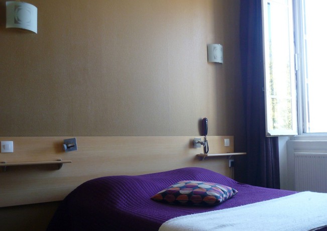 Imagen de la habitación del H&ocirc;tel Lap&eacute;rouse des Cordeliers. Foto 11
