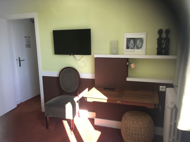 Imagen de la habitación del Hôtel Le Cap D\'Ambre. Foto 18