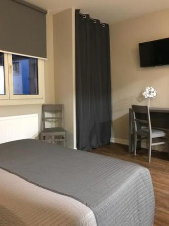 Imagen de la habitación del H&ocirc;tel Le Cerizay. Foto 5