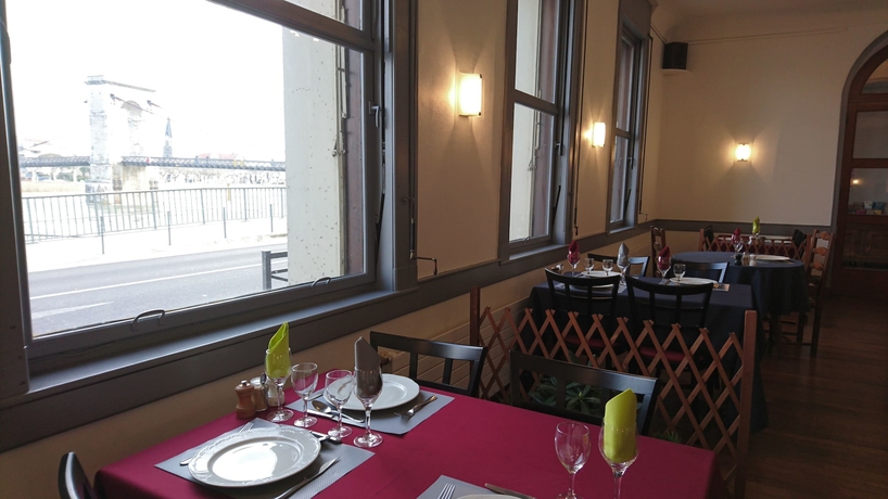 Imagen del bar/restaurante del Hôtel Le Château. Foto 8