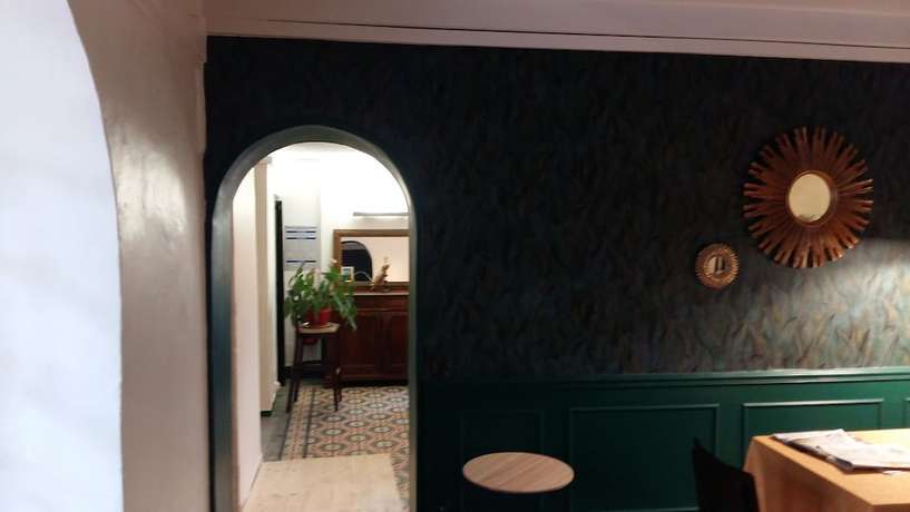 Imagen del bar/restaurante del H&ocirc;tel Le Ch&ecirc;ne Vert. Foto 2