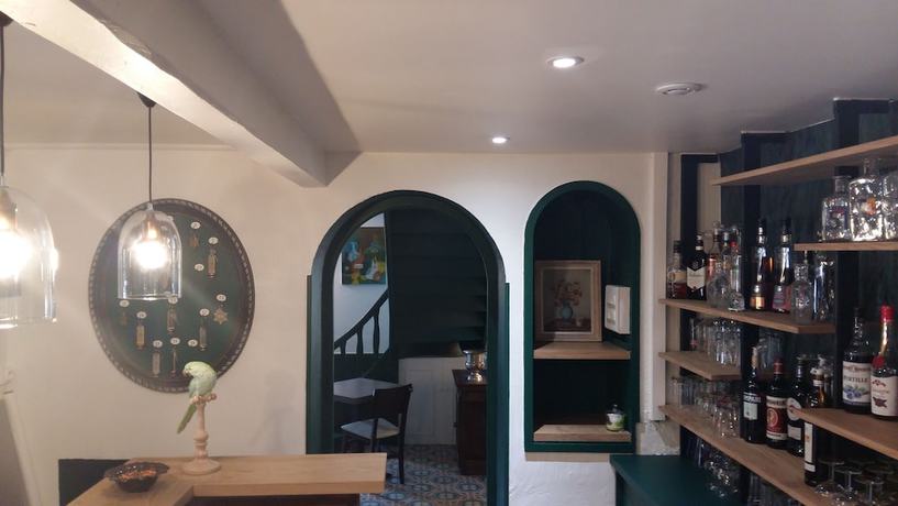 Imagen del bar/restaurante del H&ocirc;tel Le Ch&ecirc;ne Vert. Foto 8