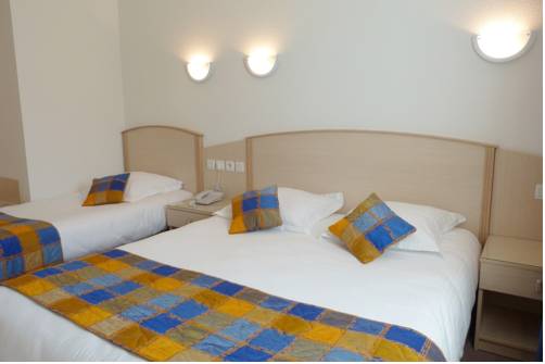Imagen de la habitación del H&ocirc;tel Le Kolibri, Tournus. Foto 7