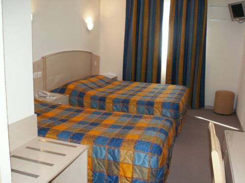 Imagen de la habitación del H&ocirc;tel Le Kolibri, Tournus. Foto 13