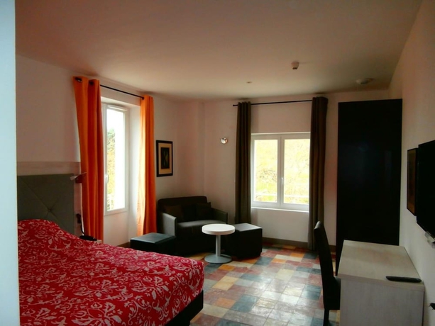 Imagen de la habitación del H&ocirc;tel Le Moderne. Foto 2