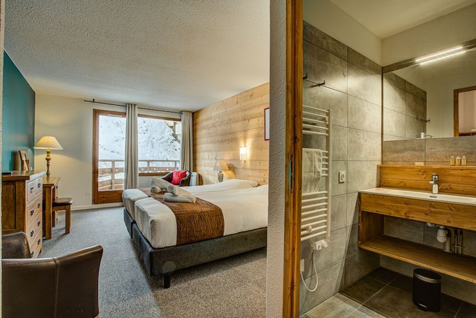 Imagen de la habitación del H&ocirc;tel Le Montana. Foto 17