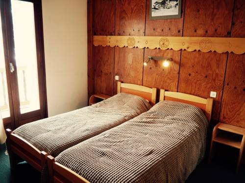 Imagen de la habitación del Hôtel Le Monte Pente. Foto 8