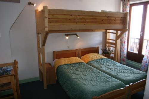 Imagen de la habitación del Hôtel Le Monte Pente. Foto 13