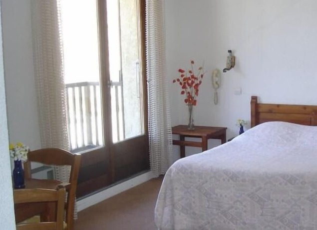 Imagen de la habitación del H&ocirc;tel Le Parpaillon. Foto 5