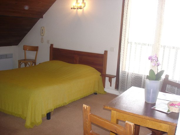 Imagen de la habitación del H&ocirc;tel Le Parpaillon. Foto 8