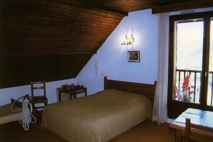 Imagen de la habitación del H&ocirc;tel Le Parpaillon. Foto 18