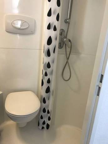 Imagen de la habitación del H&ocirc;tel Le Ponson. Foto 8