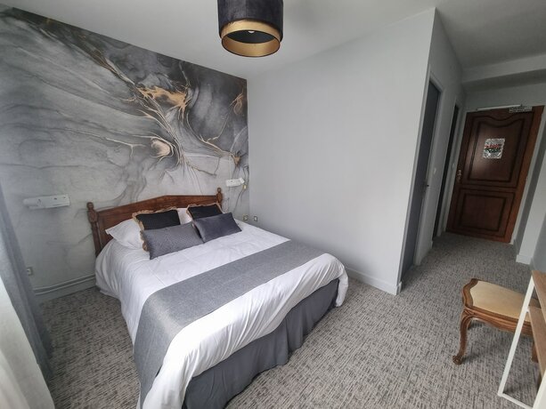 Imagen de la habitación del H&ocirc;tel Le Prieur&eacute;, Rancourt. Foto 18