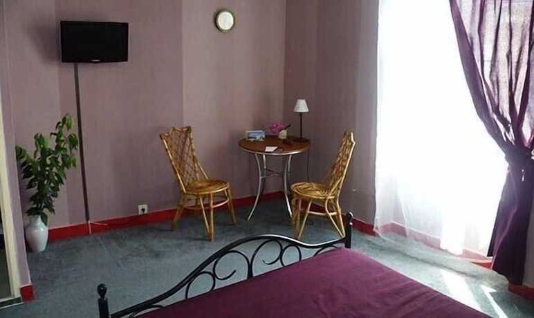 Imagen de la habitación del H&ocirc;tel Le Relais Lamartine. Foto 12