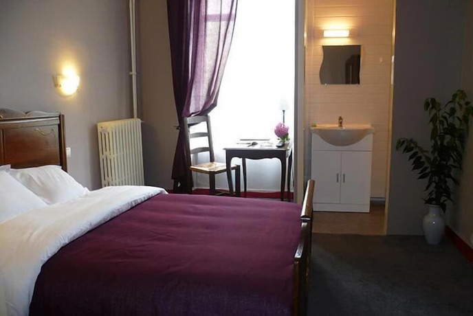 Imagen de la habitación del H&ocirc;tel Le Relais Lamartine. Foto 13