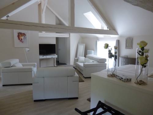 Imagen de la habitación del Hôtel Le Saint Martin. Foto 10