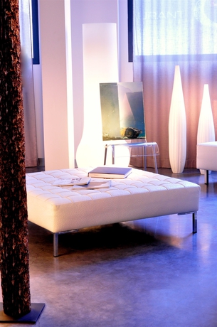 Imagen de los interiores del H&ocirc;tel Les Bains Douches. Foto 9
