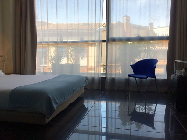 Imagen de la habitación del H&ocirc;tel Les Bains Douches. Foto 4