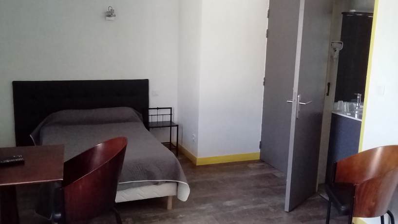Imagen de la habitación del H&ocirc;tel Les Beaux Arts. Foto 16