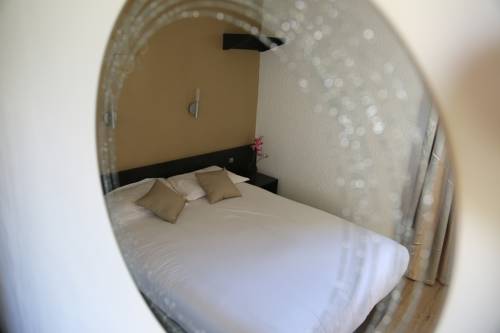 Imagen de la habitación del H&ocirc;tel Les Beaux Soleils. Foto 6